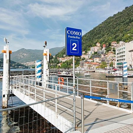 Elegant Beige Apartment - 5 Minutes From The Lake Como Bagian luar foto